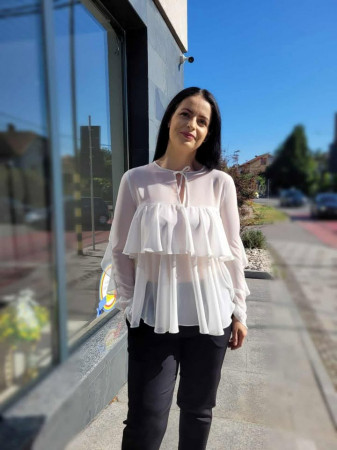 Bluza alba din voal cu volane [2]