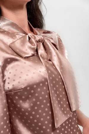 Bluză elegantă din satin roz pudra cu fundă la gât [4]