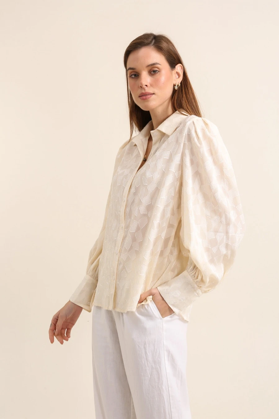 Camasa crem eleganta cu maneci bufante [1]