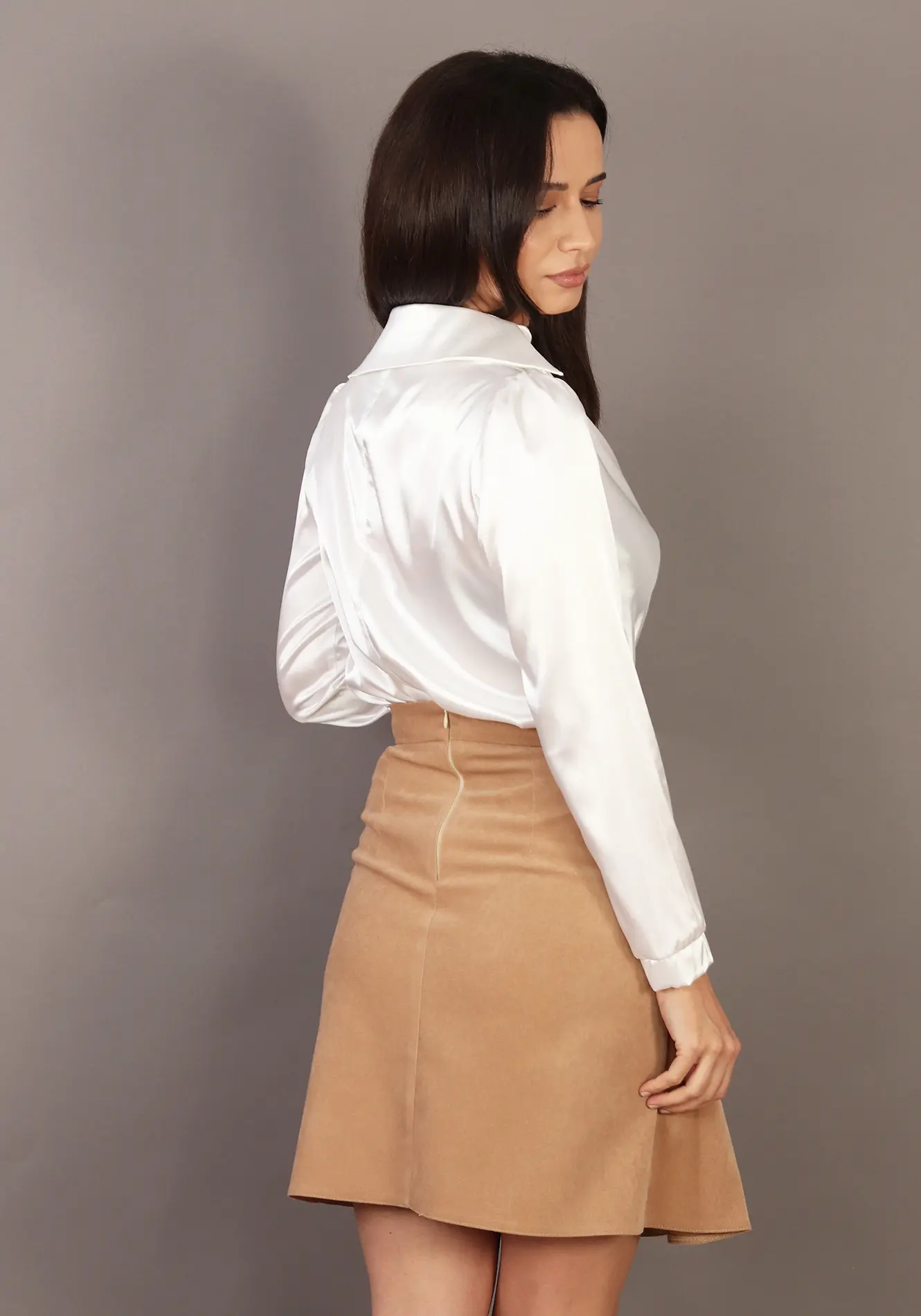 Fusta evazata cu pliuri in fata [2]