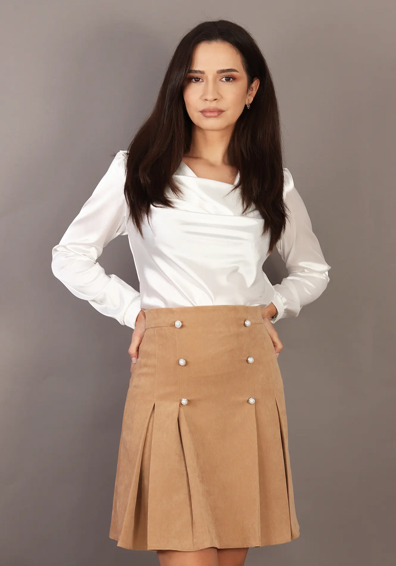 Fusta evazata cu pliuri in fata [3]