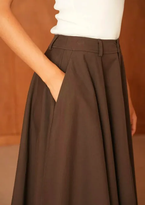 Fustă midi maro, elegantă și feminină [1]