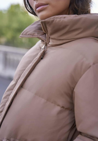 Geacă de damă matlasată, cu glugă și cordon reglabil în talie [3]