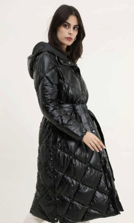 Geci - Geacă lungă matlasată cu glugă și cordon – Negru lucios