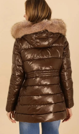 Geacă matlasată lucioasă cu glugă și blană detașabilă – maro ciocolatiu [3]
