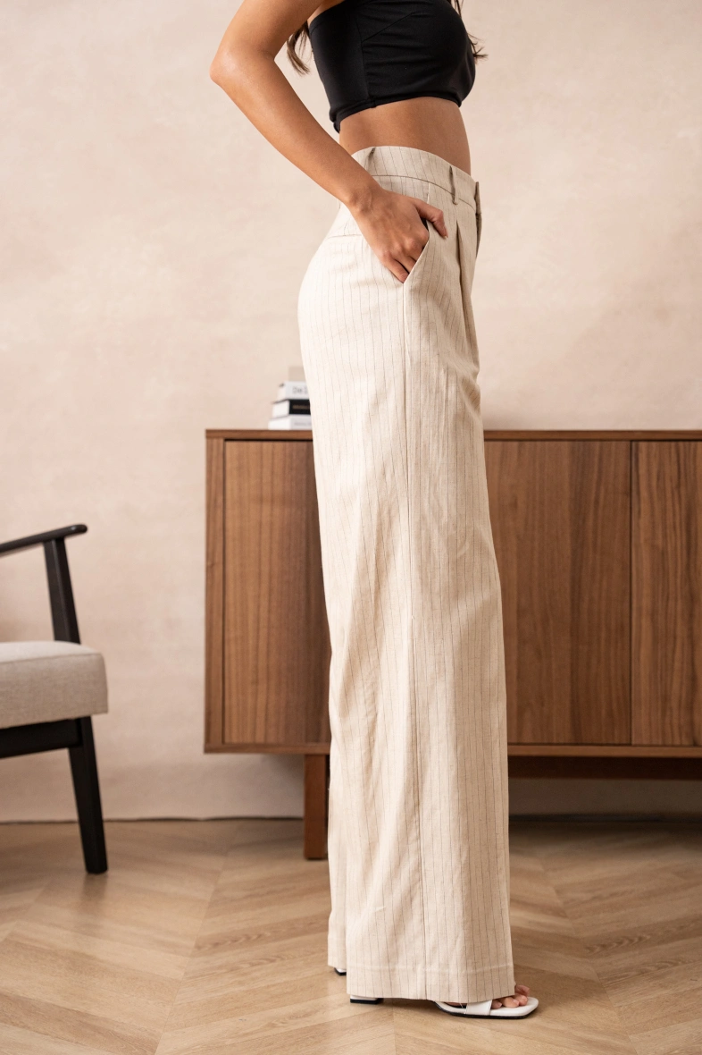 Pantaloni bej din in cu dungi negre [4]