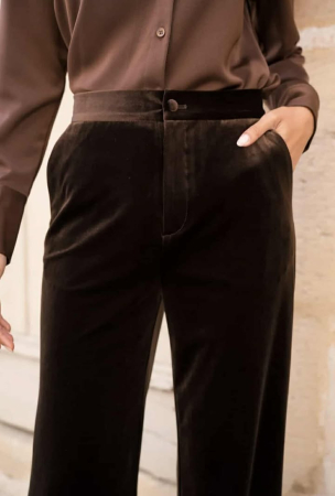 Pantaloni eleganti din catifea maro [1]