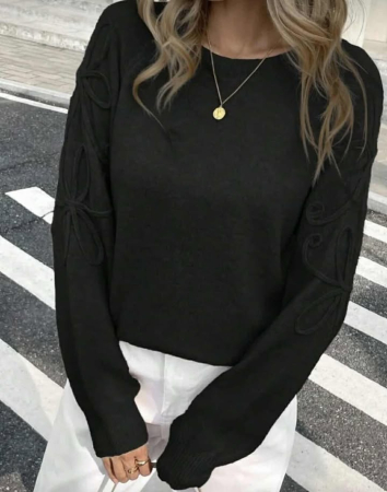 Femei - Pulover cu aplicatii florale