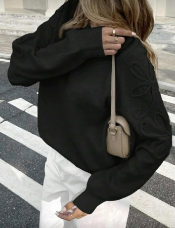 Pulover cu aplicatii florale [1]