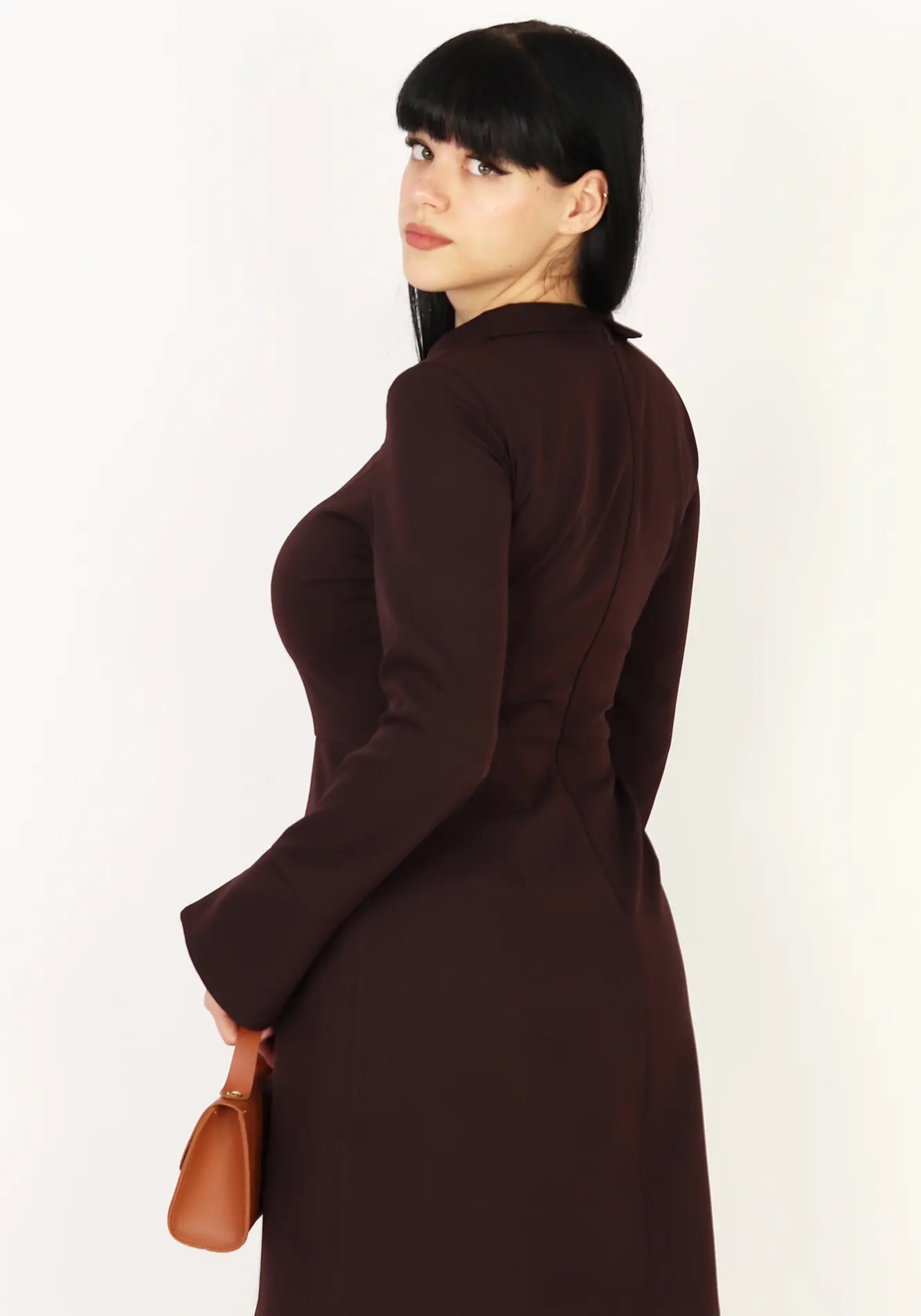 Rochie elegantă maro evazată [2]