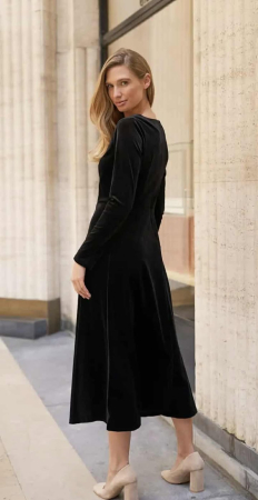 Rochie midi neagra din catifea [1]
