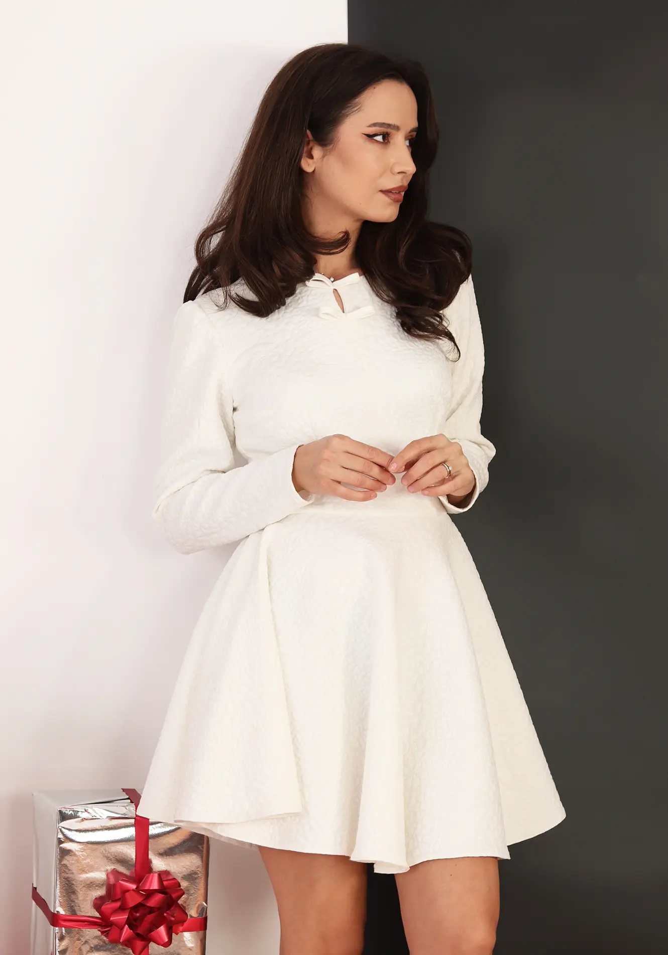 Rochie scurta clos eleganta alba [2]