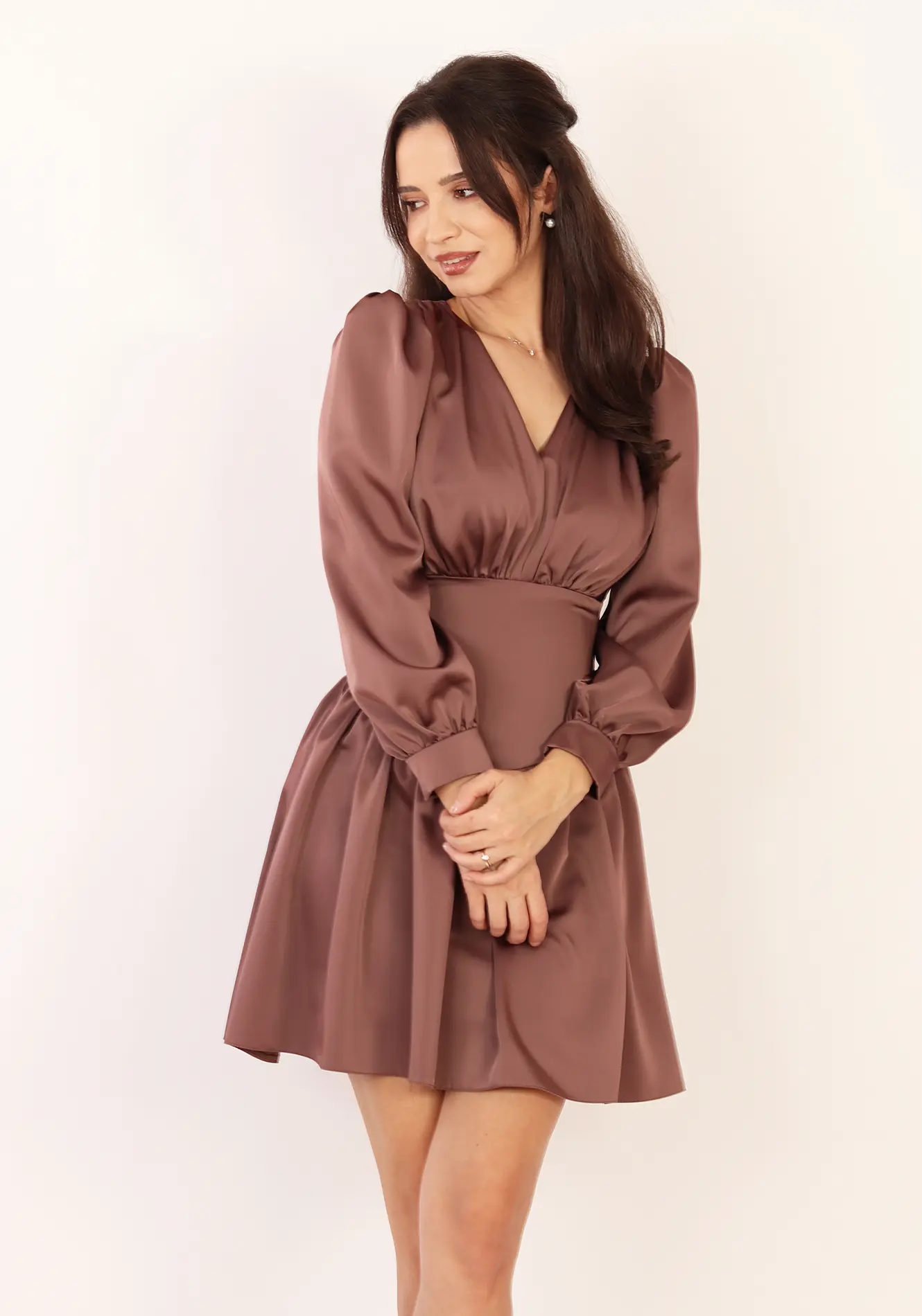 Femei - Rochie scurtă din satin