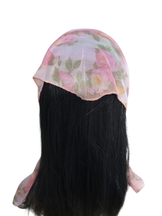 Batic pentru biserica din tulle fin, cu model floral pastel si margine roz, accesoriu de cap feminin, delicat si confortabil. [2]