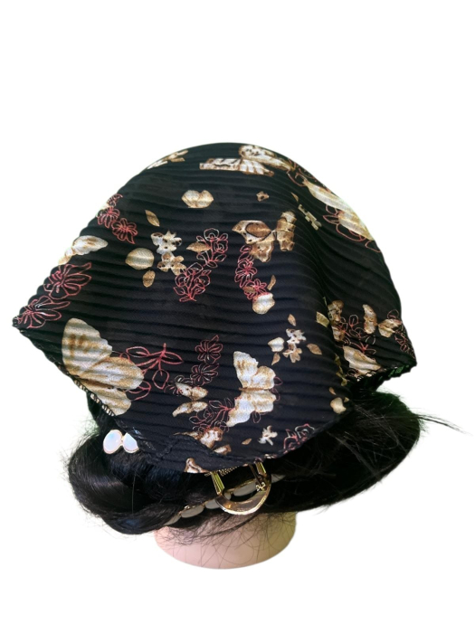 Baticut plisat pentru femei, negru cu imprimeu de fluturi bej-aurii, accesoriu de cap feminin, elegant si confortabil. [2]