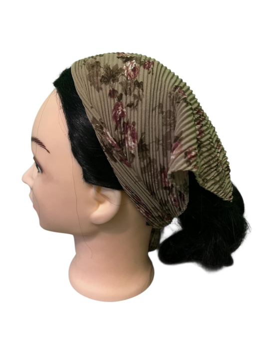 Baticut plisat pentru femei, grej cu imprimeu floral bordo si maro, accesoriu de cap feminin, elegant si confortabil. [1]