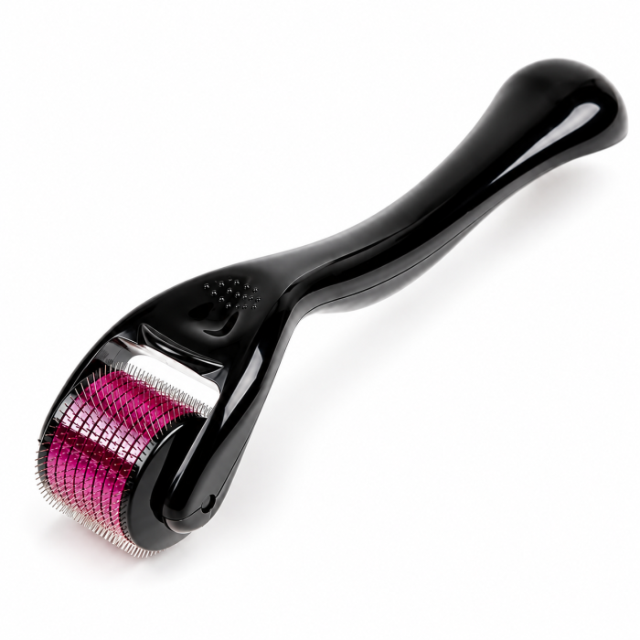 Dermo Roller Cosmetic negru, dispozitiv manual pentru îngrijirea pielii, prevăzut cu 540 de microace din oțel. [8]