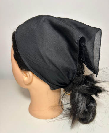 Baticute din bumbac - Batic din bumbac negru, model simplu, dimensiune 46 x 46 cm, accesoriu de cap usor si confortabil pentru femei.
