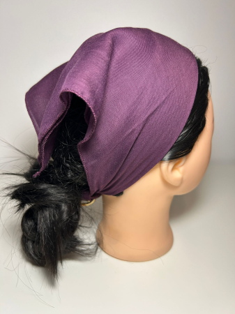 Baticute din bumbac - Batic din bumbac mov ametist, model simplu, dimensiune 46 x 46 cm, accesoriu de cap usor si confortabil pentru femei.