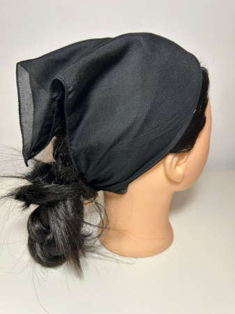 Baticute din bumbac - Batic din bumbac negru, model simplu, dimensiune 46 x 46 cm, accesoriu de cap usor si confortabil pentru femei.