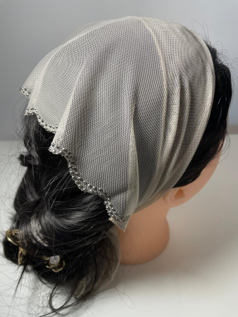 Batic din tulle cu pietricele - Batic din tulle cu pietricele, model Greige Pearl, accesoriu de cap elegant si feminin