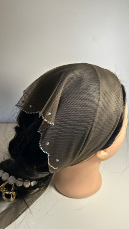 Batic din tulle cu pietricele - Batic din tulle cu pietricele, model Cappuccino Velvet, accesoriu de cap elegant si feminin