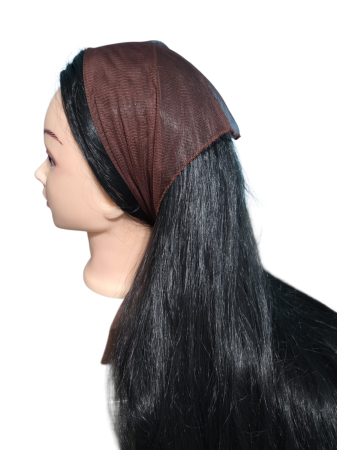 Batic din tulle simplu - Batic simplu pentru biserica din tulle fin, maro ciocolatiu, accesoriu de cap feminin, discret si confortabil.