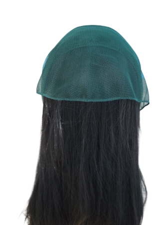 Batic simplu pentru biserica din tulle fin, verde inchis, accesoriu de cap feminin, discret si elegant. [1]