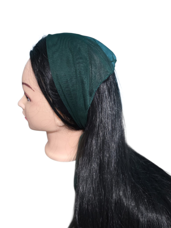 Batic din tulle simplu - Batic simplu pentru biserica din tulle fin, verde inchis, accesoriu de cap feminin, discret si elegant.