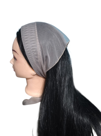 Batic din tulle simplu - Batic simplu pentru biserica din tulle fin, gri taupe, accesoriu de cap feminin, discret si confortabil.