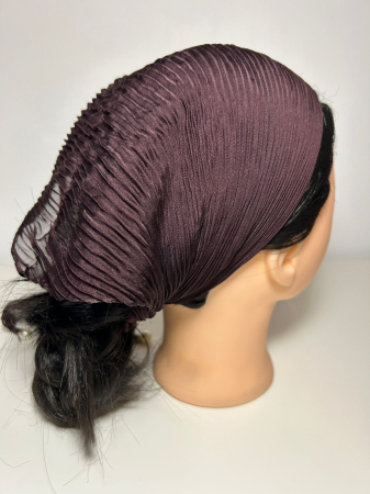 Baticute Plisate Mari - Baticut plisat simplu in nuanta maro pruna, accesoriu de cap feminin si elegant pentru biserica.