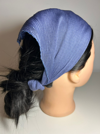 Baticute Plisate Mari - Baticut plisat simplu in nuanta albastru Llavanda, accesoriu de cap feminin si elegant pentru biserica.