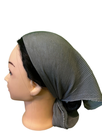 Baticute Plisate Mari - Baticut plisat mare pentru biserica, gri mediu, accesoriu de cap feminin, elegant si confortabil.