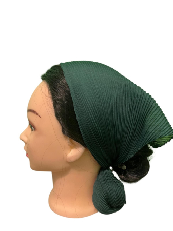 Baticute Plisate Mari - Baticut plisat mare pentru biserica, verde eucalipt, accesoriu de cap feminin, elegant si confortabil.