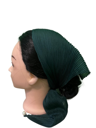 Baticute Plisate Mari - Baticut plisat mare pentru biserica, verde padure, accesoriu de cap feminin, elegant si confortabil.