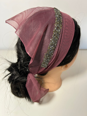 Batic din tulle cu accesoriu pe margine - Baticut din tulle Mauve Rose cu strasuri decorative pe margine, accesoriu de cap feminin si elegant pentru biserica.