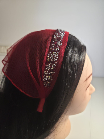 Baticute cu accesoriu pe coronita/cordeluta - Baticut elegant pe coronita din tulle, Rosu Rubin strasuri delicate