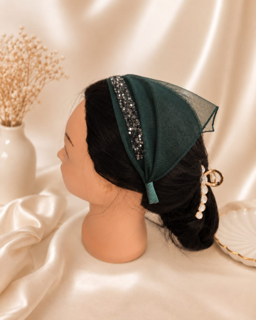 Baticute & Cordelute - Baticut elegant pentru biserica pe coronita, accesoriu de cap din tulle usor si confortabil, model feminin cu strasuri, Verde Smarald cu Strasuri Fumurii