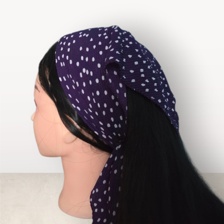 Baticute Plisate cu Model - Baticut plisat elegant pentru biserica, material usor si confortabil, model feminin, Royal Plum Dots