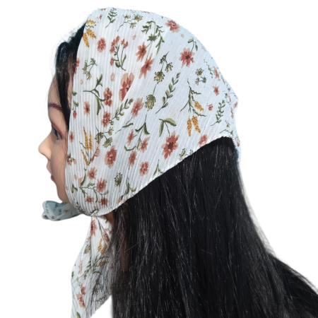 Baticute & Cordelute - Baticut plisat elegant pentru biserica, material usor si confortabil, model feminin, Wildflower Cream