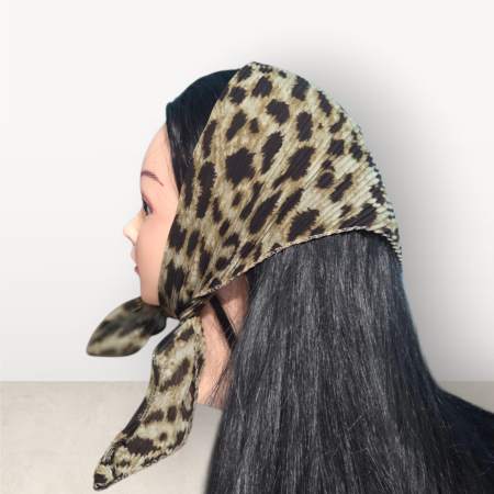 Baticute Plisate cu Model - Baticut plisat elegant pentru biserica, material usor si confortabil, model feminin, Leopard Chic