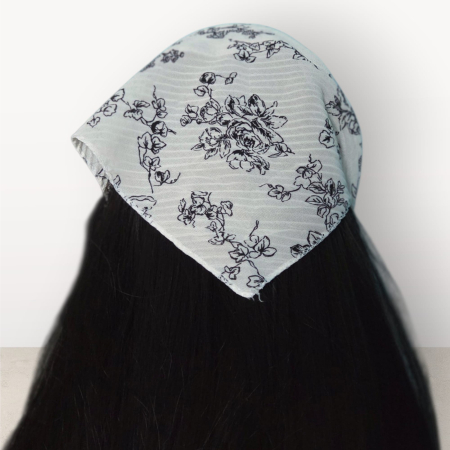 Baticut plisat elegant pentru biserica, material usor si confortabil, model feminin, White Floral Grace [1]