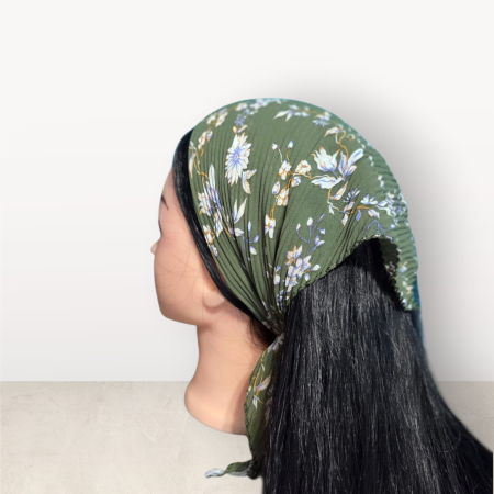 Baticute Plisate cu Model - Baticut plisat elegant pentru biserica, material usor si confortabil, model feminin, Olive Blossom