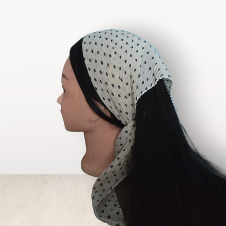 Baticute Plisate cu Model - Baticut plisat elegant pentru biserica, material usor si confortabil, model feminin, Ivory Dots