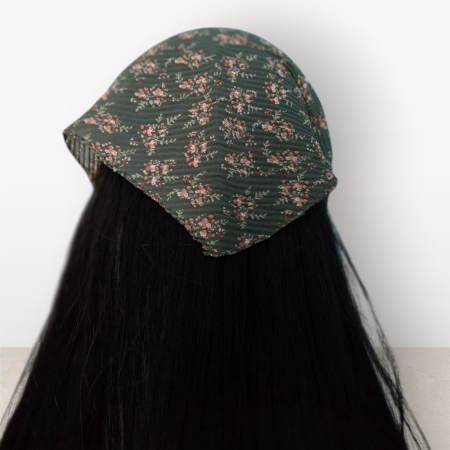 Baticut plisat elegant pentru biserica, material usor si confortabil, model feminin, Emerald Garden Elegance [1]