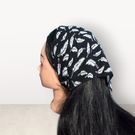 Baticute Plisate cu Model - Baticut plisat elegant pentru biserica, material usor si confortabil, model feminin, White Feather