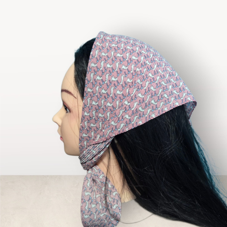 Baticute Plisate cu Model - Baticut plisat elegant pentru biserica, material usor si confortabil, model feminin, Pink Meadow