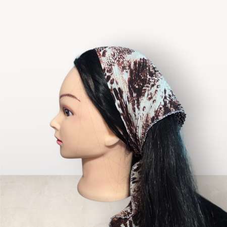 Baticute Plisate cu Model - Baticut plisat elegant pentru biserica, material usor si confortabil, model feminin, Cocoa Bloom