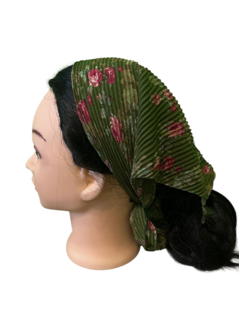 Baticute & Cordelute - Baticut plisat pentru femei, Verde Olive cu Trandafiri Roz si frunze verzi, accesoriu de cap feminin, elegant si confortabil.