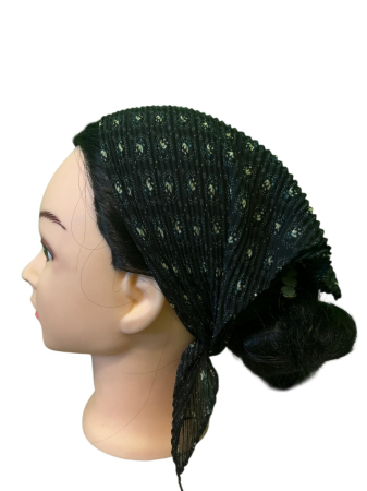 Baticute & Cordelute - Baticut plisat pentru femei, negru cu motive mici bej, accesoriu de cap feminin, elegant si confortabil.